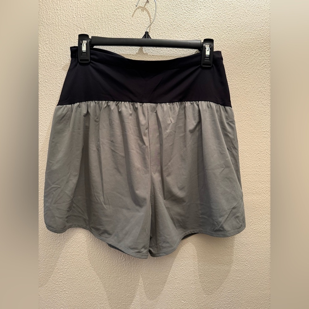 AMPOSH Women's Maternity Over Belly Buttery Soft Workout Short in Grey Sage - Picture 4 of 5